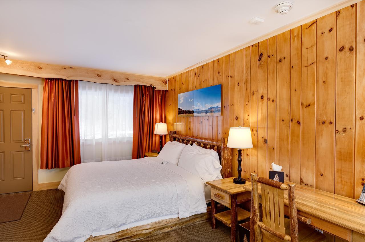 Adirondack Spruce Lodge Уилмингтън Екстериор снимка
