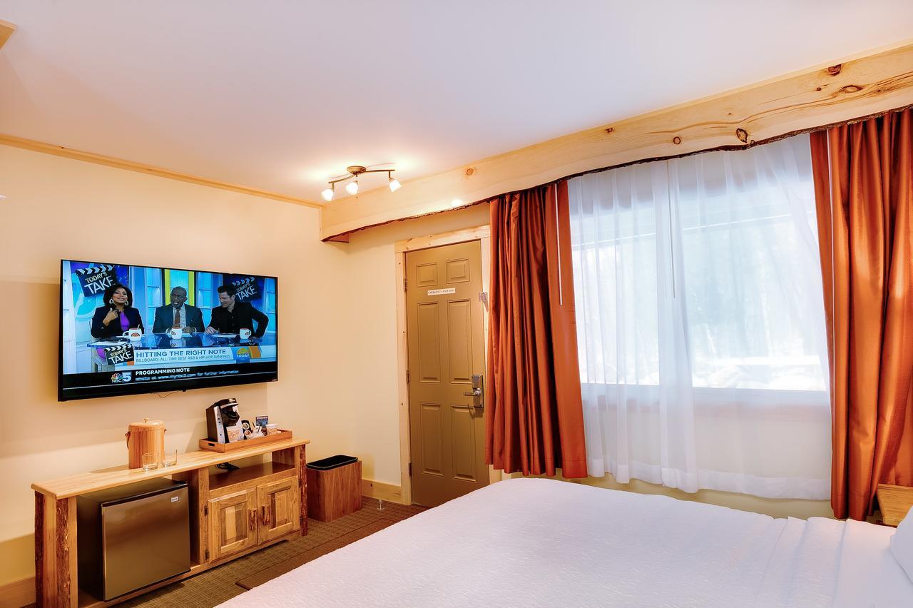 Adirondack Spruce Lodge Уилмингтън Екстериор снимка