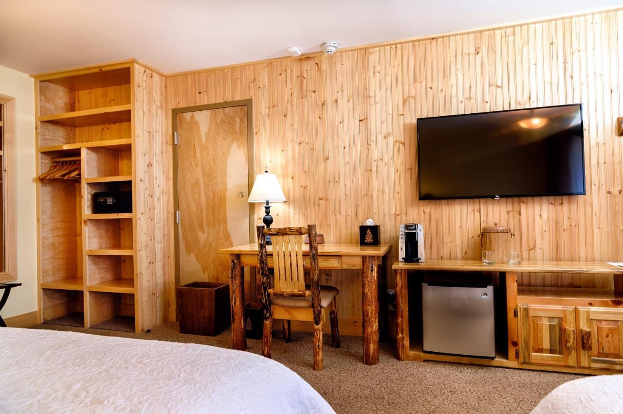 Adirondack Spruce Lodge Уилмингтън Екстериор снимка
